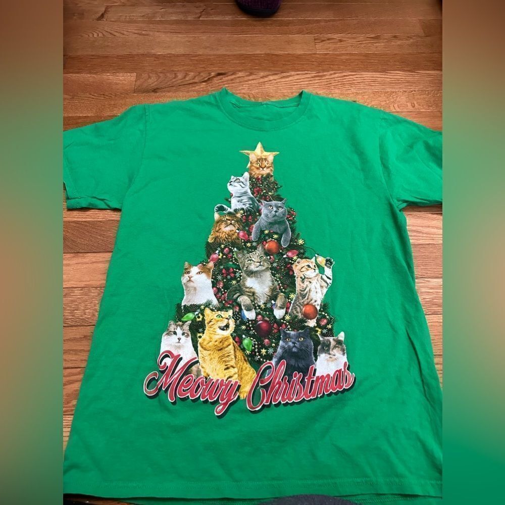 Meowy Christmas Cat Tshirt